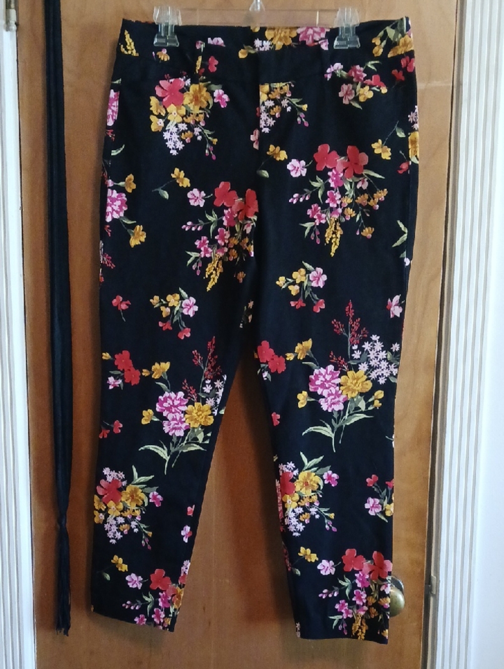 Old Navy Pixie Pants
